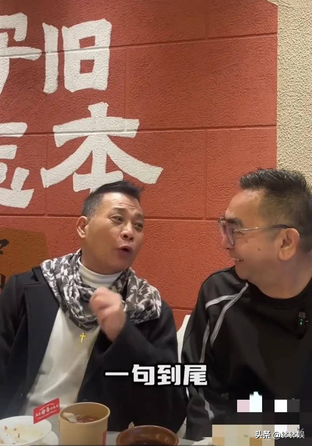 香港资深演员南昌旅游被江西菜辣出表情包桌上3元可乐抢镜(图2)