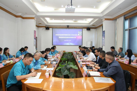 三亿体育网址：匠心传承·科技革新艾思莱萨以舒适撬动高端商务鞋履市场(图2)
