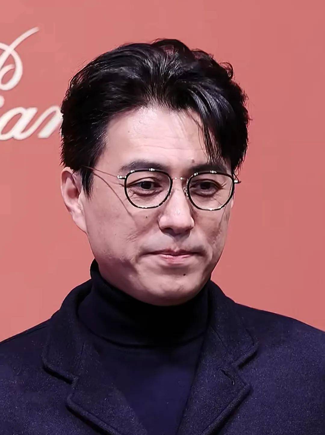 上海这一夜靳东李现帅气周迅娜然造型出众李敏镐苹果肌瞩目(图2)