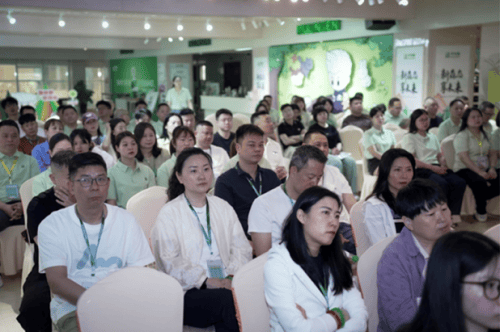 “新森态·享未来”木林森2025秋季订货会圆满落幕(图2)